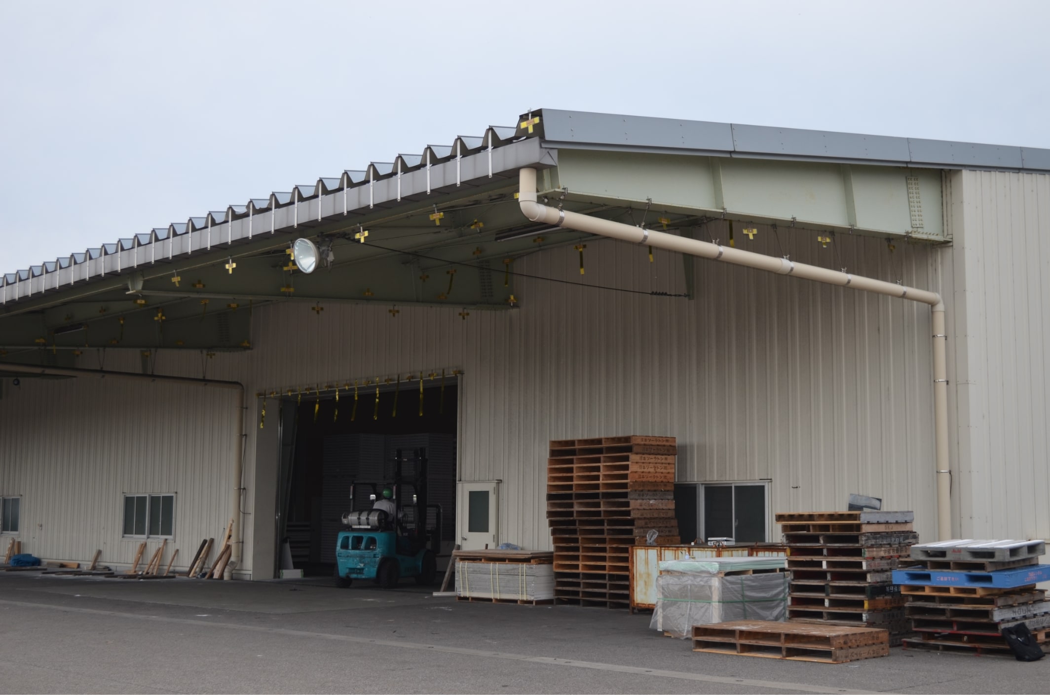 NIPエンジニアリングの鳥害対策製品『とりニッピ』とは?